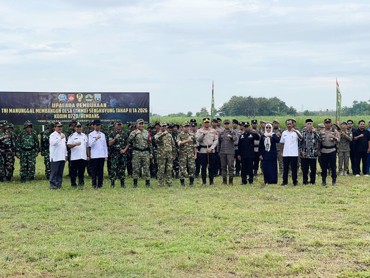 Pembukaan TMMD Sengkuyung Tahap II Tahun 2026 di Desa Waru Kec. Rembang