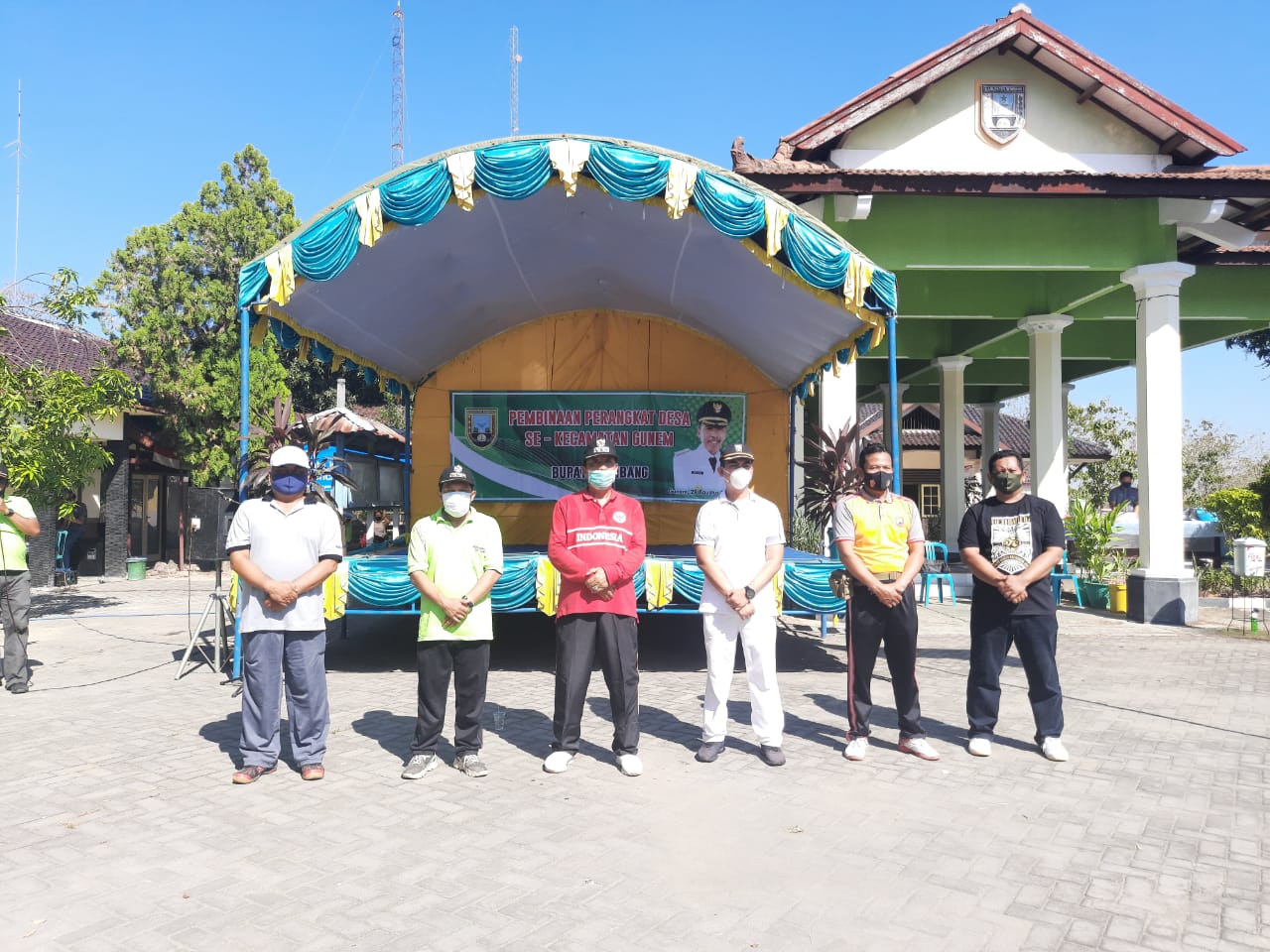 PEMBINAAN DAN PENGAWASAN PENYELENGGARAAN PEMERINTAHAN DESA SE- KECAMATAN GUNEM