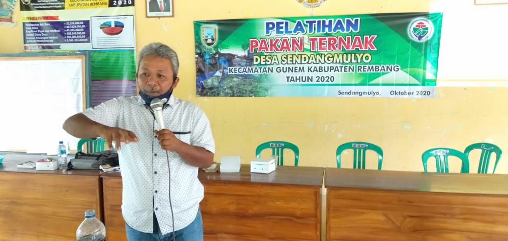 PELATIHAN PAKAN TERNAK DI DESA SENDANG MULYO DI KECAMATAN GUNEM